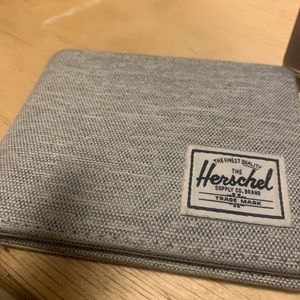 Herschel Wallet